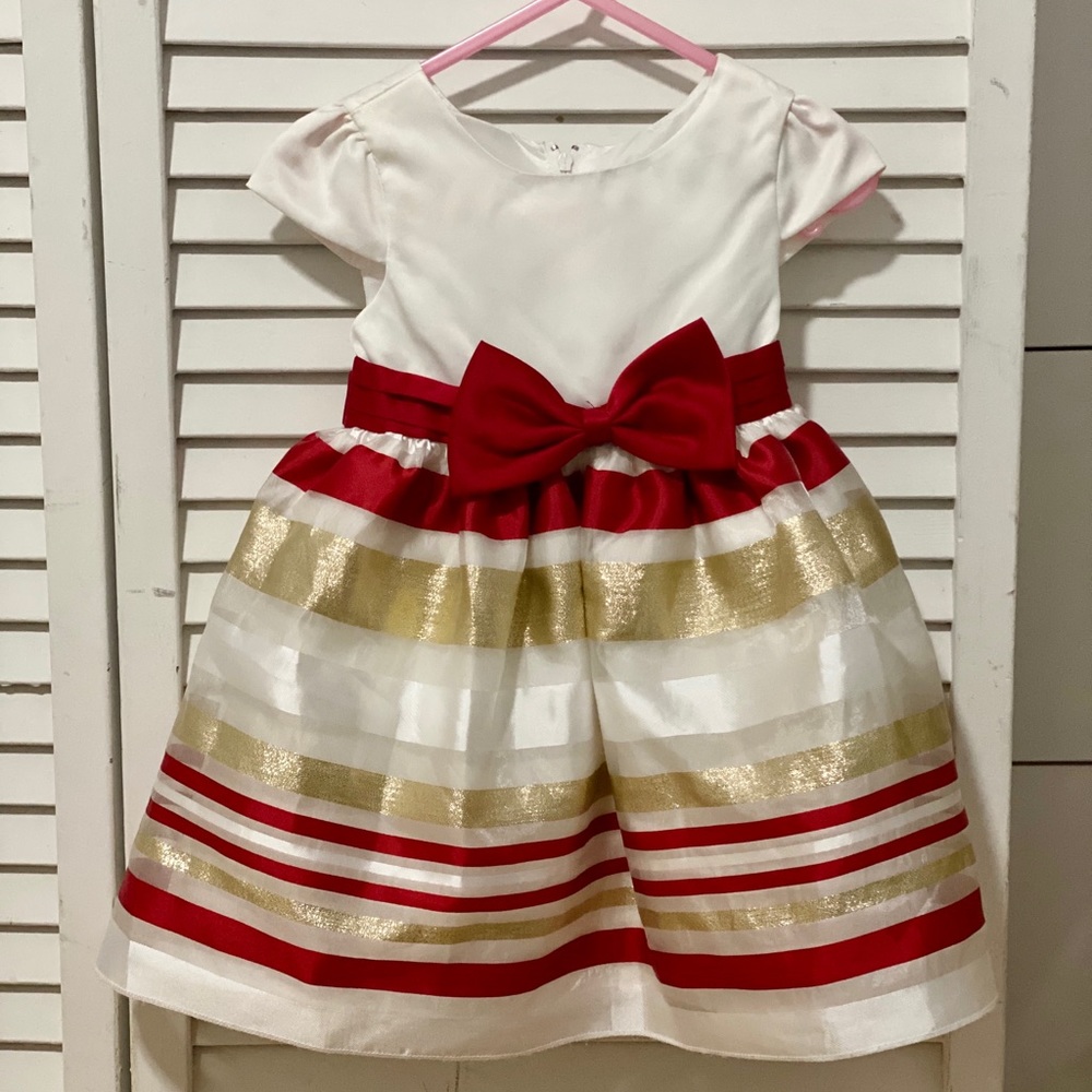 Baby girl holiday occasion dress
